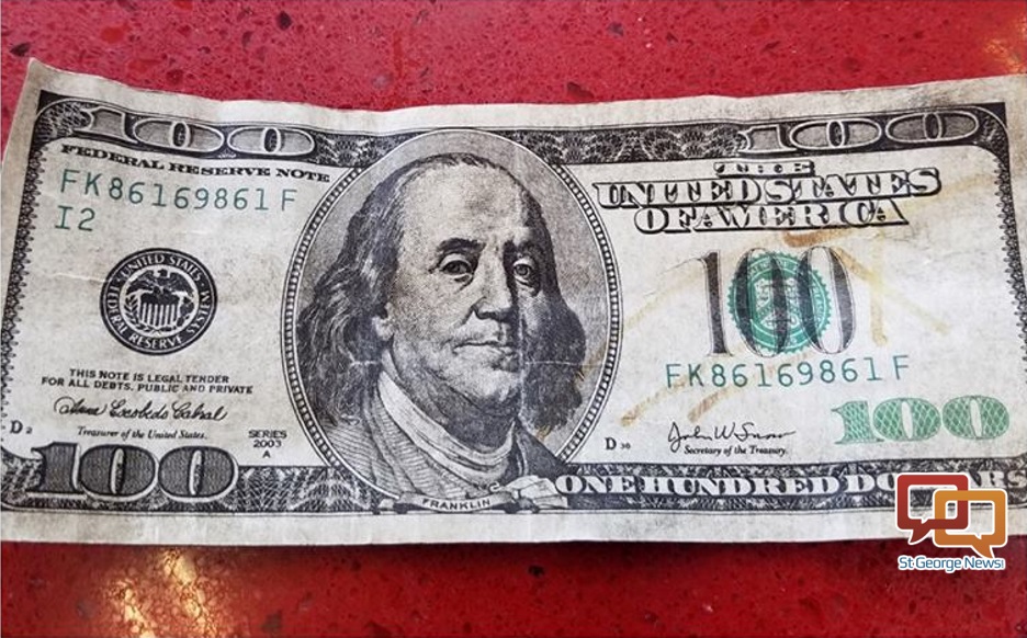 Counterfeit 100 bills being passed in St. can you